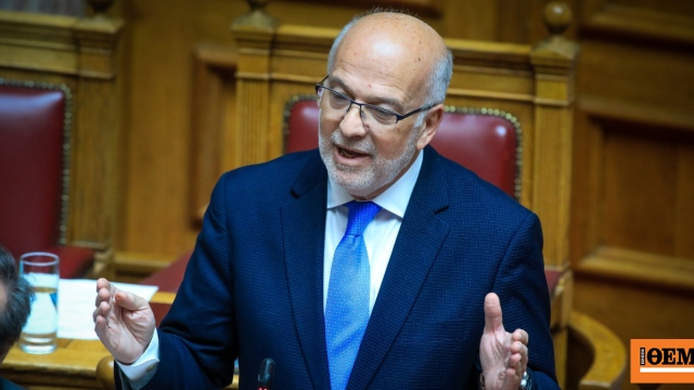 Φλωρίδης κατά Κωνσταντοπουλου: Το κόμμα της οδηγείται σε αφανισμό, διώκεται για ποινικά αδικήματα που διέπραξε ως πολίτης και ως δικηγόρος