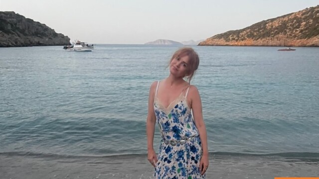 «Οικογένεια, φέτα...»: Διακοπές στην Ελλάδα για την Άιλα Φίσερ με τους γονείς και τα παιδιά της, φωτογραφίες