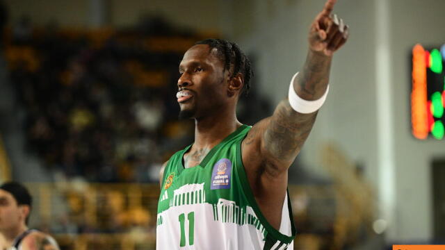 Χέιζ-Ντέιβις για την εμφάνισή του στο  Game 1: «Αισθανόμουν ότι απογοήτευσα τους συμπαίκτες μου»