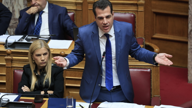 Πλεύρης: Ενσωματώνουμε το νέο Σύμφωνο Μετανάστευσης με τον κ