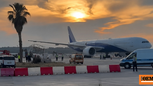 Antalya Havalimanı'nda Boeing 777, iniş sırasında radar kulesine çarptı
