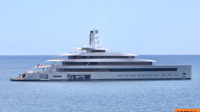 Στη Βάρκιζα το superyacht του ιδρυτή της WhatsApp: Έχει μήκος 100 μέτρα κι αξίζει 325 εκατ. ευρώ, δείτε φωτογραφίες και βίντεο