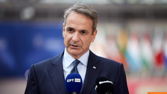 Miçotakis Zirvede: Petrol İndirimi Hemen Pompalara Yansımalı, Hürmüz Boğazı'nda Seyir Özgürlüğü Öncelik