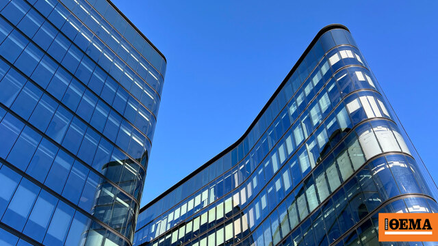 Cam cepheler, dayanılmaz sıcak: Londra'daki evleri 'sera'ya dönüştüren mimari seçim