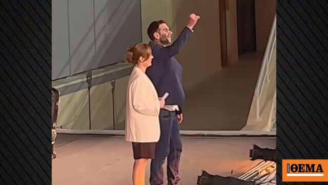 Η ατάκα του Τάσου Ιορδανίδη σε παράσταση που προκάλεσε γέλια: Σαν τον Πειραιά δεν έχει, κι ας είμαι Παναθηναϊκός