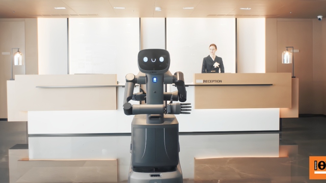 Dünyanın İlk Tamamen Robot Personelli Oteli Geliyor