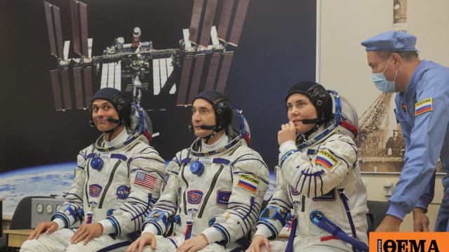 Rus uzay aracı, yeni ABD-Rusya mürettebatını ISS'e taşıdı