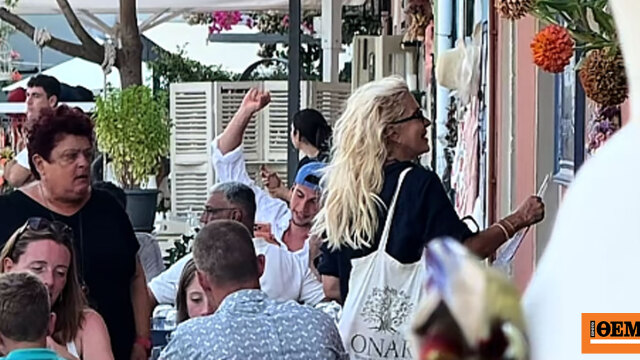 Η Ελένη Μενεγάκη απαθανατίστηκε για φαγητό στο Φισκάρδο με τον Μάκη Παντζόπουλο, δείτε βίντεο