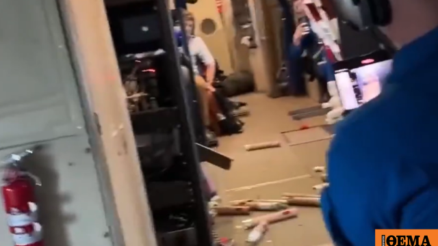 «Είστε όλοι καλά;» – Κυνηγοί τυφώνων ταρακουνήθηκαν άγρια από τις αναταράξεις του «Μελίσσα», δείτε βίντεο «Είστε όλοι καλά;» – Κυνηγοί τυφώνων ταρακουνήθηκαν άγρια από τις αναταράξεις του «Μελίσσα», δείτε βίντεο