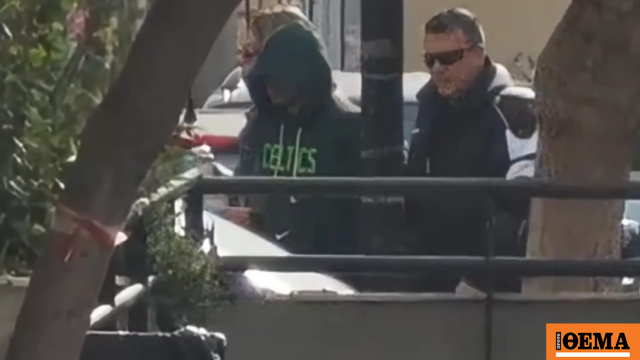 Στα δικαστήρια με κουκούλα ο 29χρονος που σκότωσε σε τροχαίο τον 24χρονο Σωτήρη στη Λούτσα, δείτε βίντεο