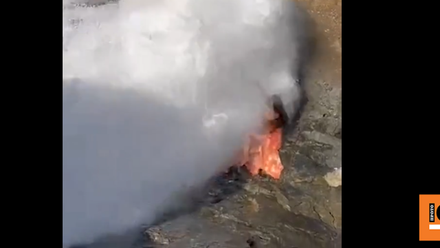 Τουρίστρια γλίτωσε από βέβαιο θάνατο, η στιγμή που την «κατάπιε» κύμα στην Αίγυπτο, δείτε βίντεο