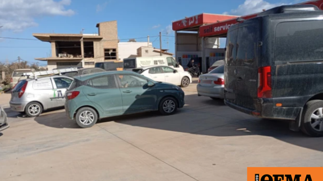 Ηράκλειο: Ουρές στα πλυντήρια αυτοκινήτων μετά την αφρικανική σκόνη που κάλυψε την Κρήτη