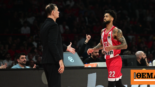 Έντονος διάλογος Μπαρτζώκα με Ντόρσεϊ μετά από επιθετικό φάουλ του γκαρντ του Ολυμπιακού, βίντεο