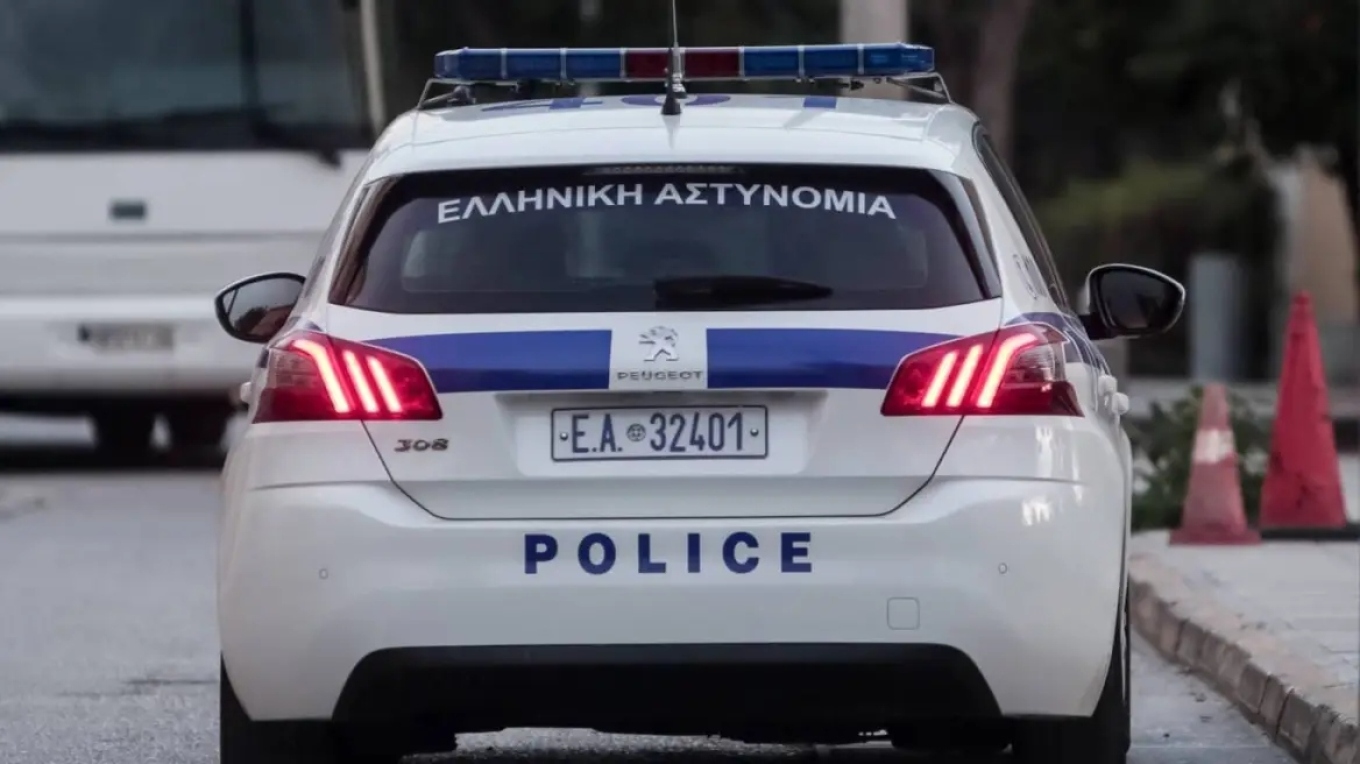 Συνελήφθησαν τρία μέλη συμμορίας έπειτα από διάρρηξη σπιτιού στη Νέα Φιλαδέλφεια