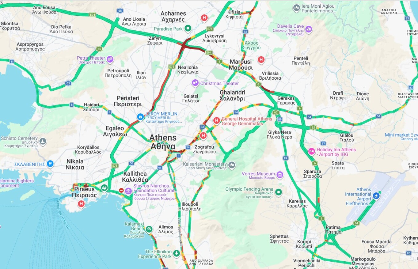 Στο «κόκκινο» οι δρόμοι της Αττικής: Ατύχημα στην Αττική Οδό επιβαρύνει την κίνηση